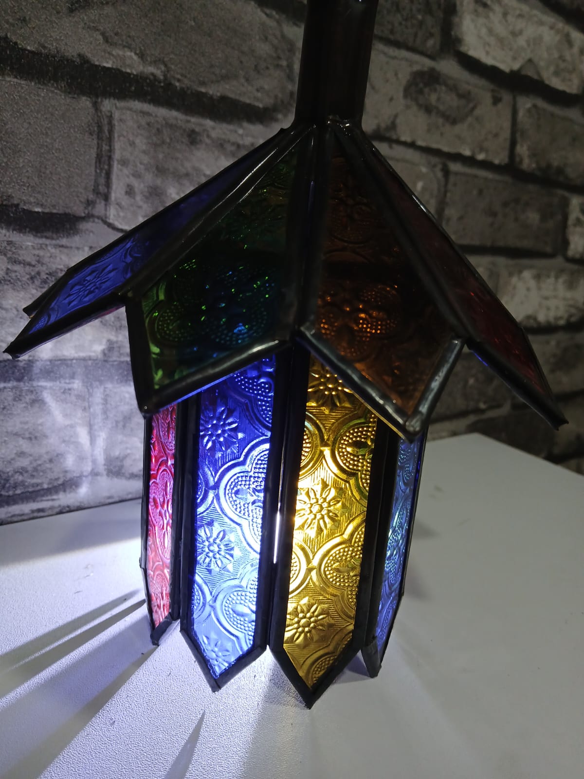 Lámpara colgante marroquí de cristal multicolor