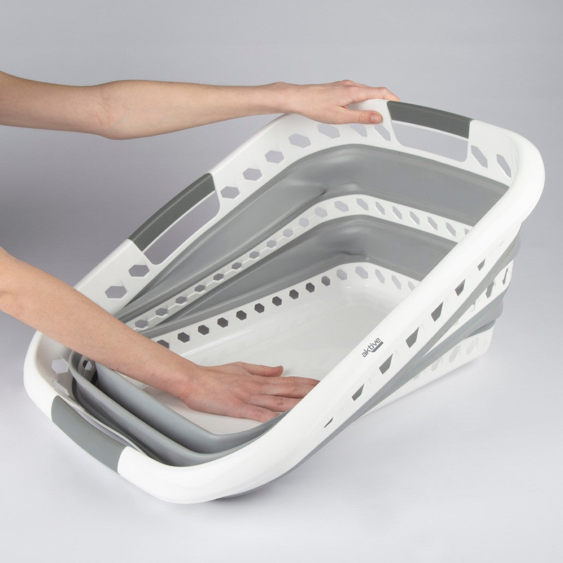 Cubo plegable para camping