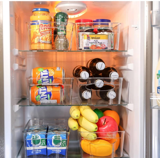 Organizador Frigo PS 370X160X95
Ahora mantener tu frigorífico ordenado es muy sencillo con el Organizador Frigo PS. Este utensilio para la nevera te permite ordenar los alimentos aprovechando al máximo el espacio de tu nevera.
Además, este organizador tra