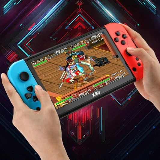 La consola portátil X80 de Gadgets&Fun ofrece una experiencia retro avanzada con pantalla HD de 7", sonido 3D y procesador de 4 núcleos. Incluye 10 emuladores, más de 1000 juegos, joystick de 360° y diseño ergonómico. Soporta micro SD hasta 64 GB