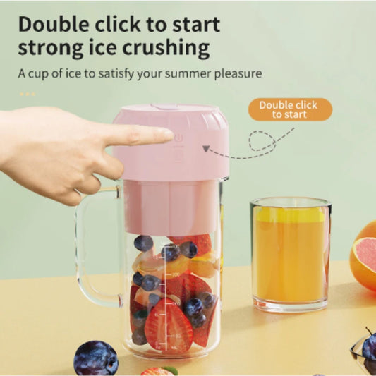 Mini batidora portátil con un motor de alta potencia.
Hecha con material de grado alimenticio PP. Apto para el lavavajillas.
Cuenta con un diseño compacto y ligero para usar diariamente en tu cocina o llevar contigo a cualquier sitio.

Batería de larga