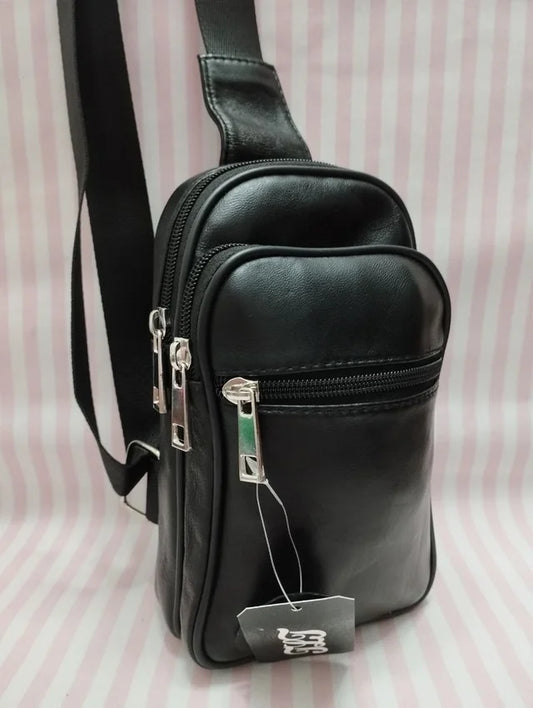 MOCHILA BANDOLERA DE PIEL